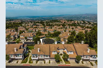 1045 S Daybreak Court, Anaheim, CA 92808 - Photo 45