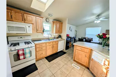 10550 Western Avenue #34, Stanton, CA 90680 - Photo 9