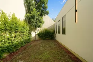 1941 Curson, Los Angeles, CA 90046 - Photo 53