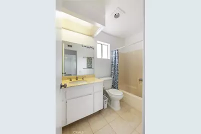8515 Burnet #B Avenue ##B, North Hills, CA 91343 - Photo 27