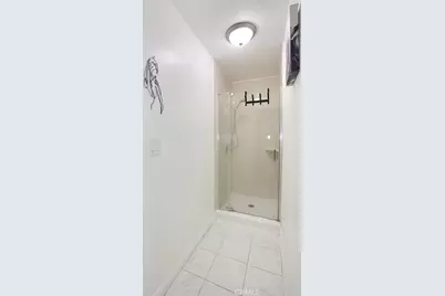 5214 W 3rd, Santa Ana, CA 92703 - Photo 23