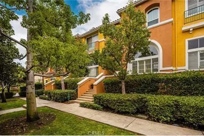 1506 Reggio Aisle, Irvine, CA 92606 - Photo 3