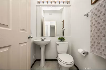 1506 Reggio Aisle, Irvine, CA 92606 - Photo 23