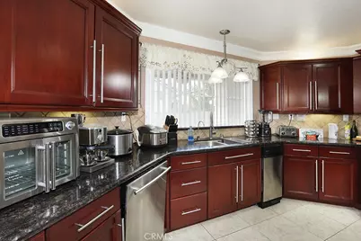 17715 Vista Point, Victorville, CA 92395 - Photo 13