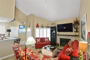 2000 Pacific Coast Hwy Apt 308, Huntington Beach, CA 92648 - Photo 17