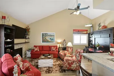 2000 Pacific Coast Hwy Apt 308, Huntington Beach, CA 92648 - Photo 15