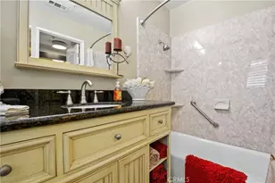 2000 Pacific Coast Hwy Apt 308, Huntington Beach, CA 92648 - Photo 27