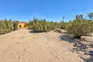 2142 Cbs (Trinity) Ln, Pinon Hills, CA 92372 - Photo 5
