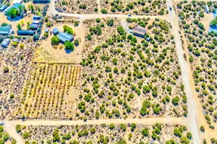 2142 Cbs (Trinity) Ln, Pinon Hills, CA 92372 - Photo 39
