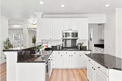 2052 Hessen, Fullerton, CA 92833 - Photo 15