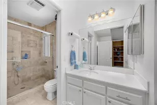 2210 Pacific Ave, Costa Mesa, CA 92627 - Photo 19