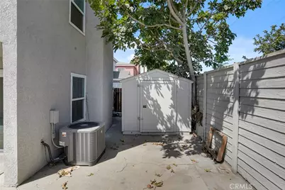 237 Orleans, Long Beach, CA 90805 - Photo 41