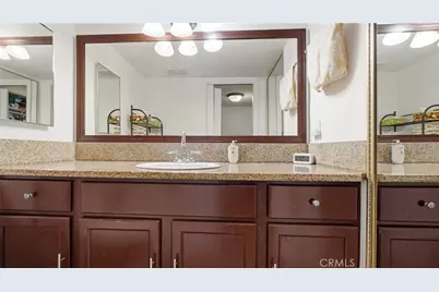1239 W Rosecrans #4, Gardena, CA 90247 - Photo 23