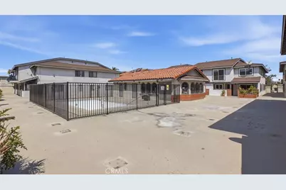 1239 W Rosecrans #4, Gardena, CA 90247 - Photo 41