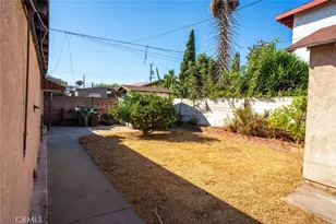 814 W Maple St, Compton, CA 90220 - Photo 9