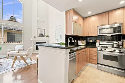 7033 La Tijera, Los Angeles, CA 90045 - Photo 13