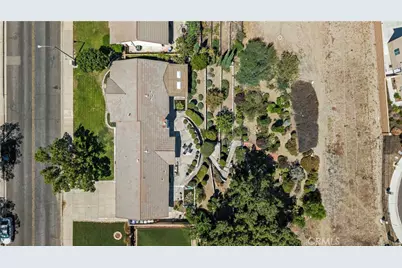 2437 N Sycamore, Rialto, CA 92377 - Photo 43