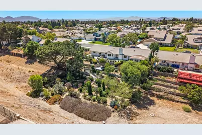 2437 N Sycamore, Rialto, CA 92377 - Photo 45