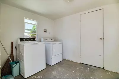 311 E Cummings Lane, Long Beach, CA 90805 - Photo 39