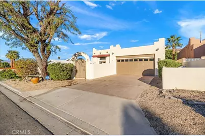 54450 Avenida Alvarado, La Quinta, CA 92253 - Photo 5