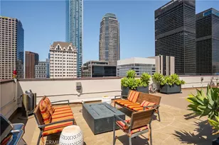 655 S Hope St, Los Angeles, CA 90017 - Photo 15