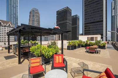 655 S Hope Street #704, Los Angeles, CA 90017 - Photo 13