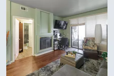 555 Maine Avenue #219, Long Beach, CA 90802 - Photo 1