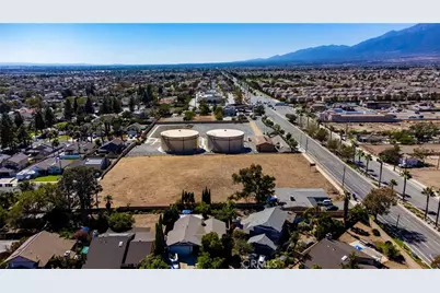 16227 Baseline Avenue, Fontana, CA 92336 - Photo 7