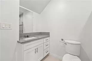 4812 Saturn St, Los Angeles, CA 90019 - Photo 11