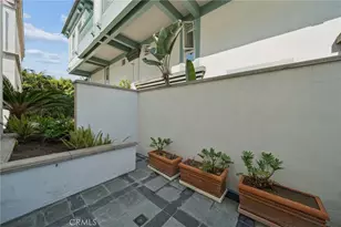 8031 Calle De La Plata, La Jolla, CA 92037 - Photo 25