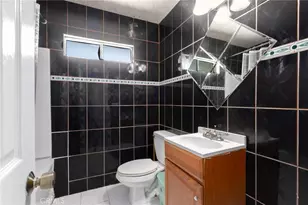 922 Toddy St, Santa Ana, CA 92703 - Photo 9