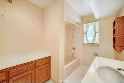 2070 S Eileen Drive, Anaheim, CA 92802 - Photo 19