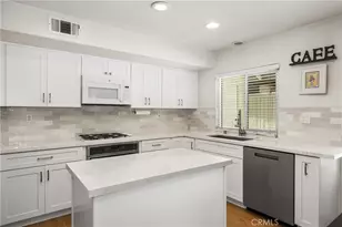 1038 S Cascade Ln, Anaheim Hills, CA 92808 - Photo 13