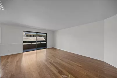 275 Esperanza #303, Long Beach, CA 90802 - Photo 9
