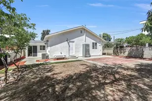 11822 Rialto, Los Angeles, CA 91352 - Photo 19