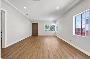 11822 Rialto, Los Angeles, CA 91352 - Photo 15
