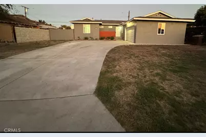 1748 S Norfolk Ln, Anaheim, CA 92802 - Photo 1