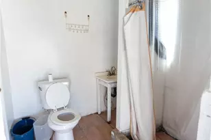 139 W 88th Pl, Los Angeles, CA 90003 - Photo 5