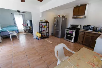 139 W 88th Place, Los Angeles, CA 90003 - Photo 11