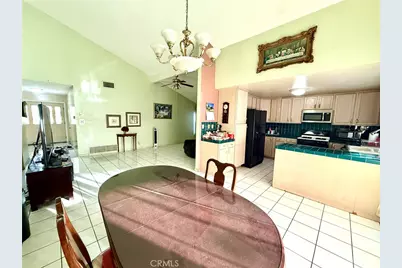 19115 Wiersma, Cerritos, CA 90703 - Photo 17