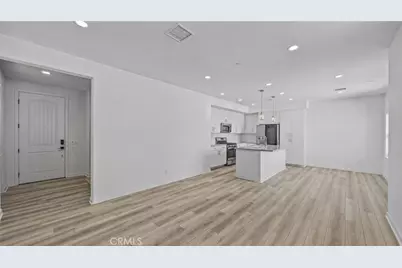 16282 Meadowhouse Avenue, Chino, CA 91708 - Photo 7