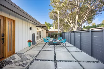 3253 Lees Avenue, Long Beach, CA 90808 - Photo 13