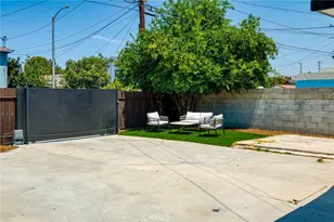 311 E Cummings Ln, Long Beach, CA 90805 - Photo 41