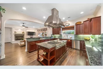 19440 Cleveland Bay Lane, Yorba Linda, CA 92886 - Photo 7