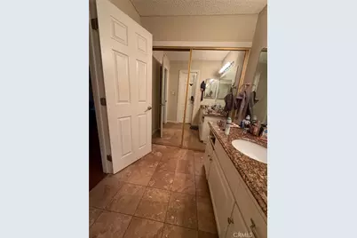 1040 W Macarthur Boulevard #21, Santa Ana, CA 92707 - Photo 11