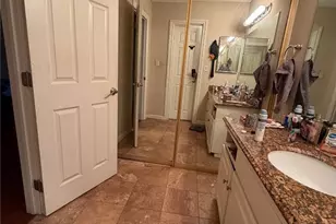 1040 W MacArthur Blvd, Santa Ana, CA 92707 - Photo 11