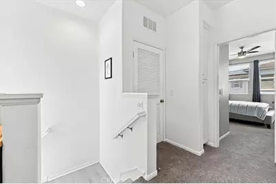 1866 Orizaba, Signal Hill, CA 90755 - Photo 27