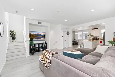 1866 Orizaba, Signal Hill, CA 90755 - Photo 15