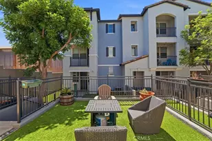 1866 Orizaba, Signal Hill, CA 90755 - Photo 41