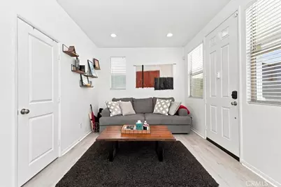 1866 Orizaba, Signal Hill, CA 90755 - Photo 7